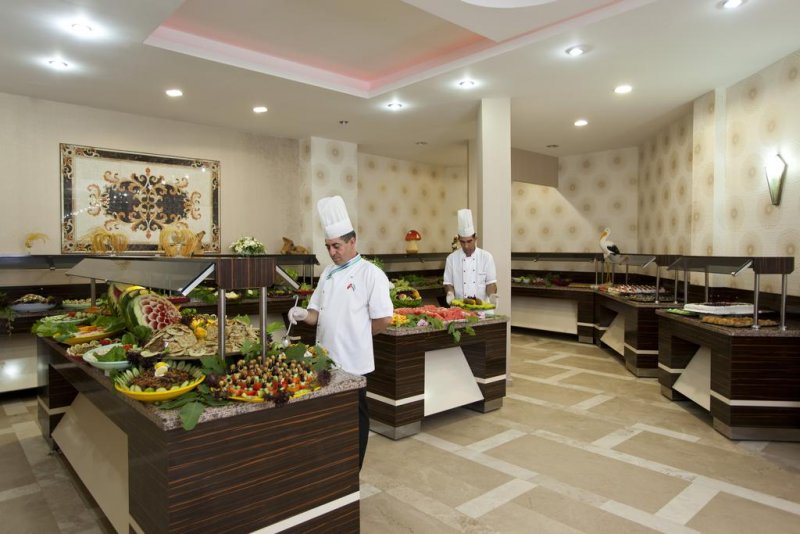 Monte Carlo Hotel - Снимка 8