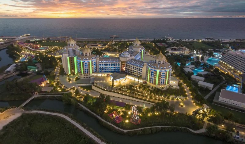 Delphin BE Grand Resort - Снимка 2