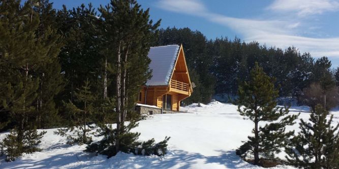 Нощувка за 17 човека край Банско в къща за гости Ламбиеви колиби в алпийски стил - с. Краище - Снимка 