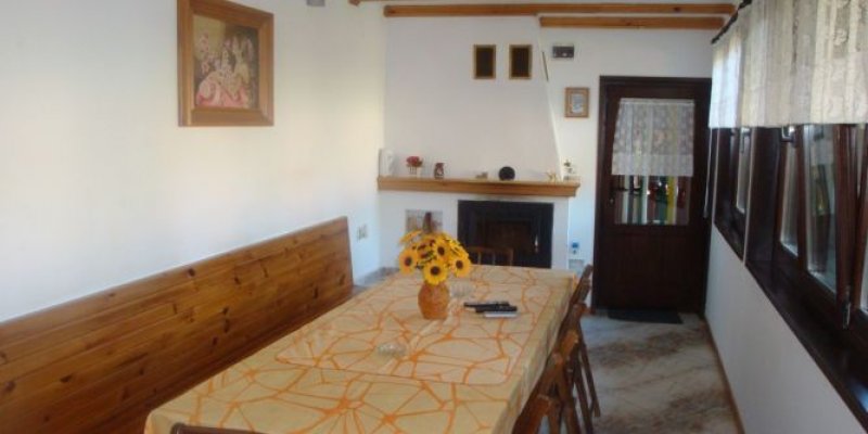 Къща Равеста - Снимка 2