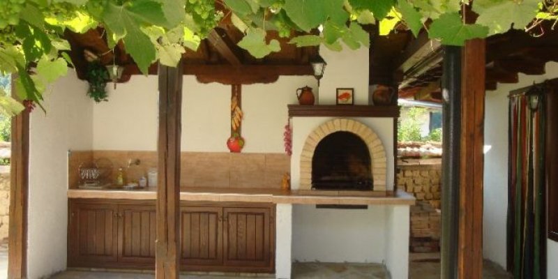 Къща Равеста - Снимка 1