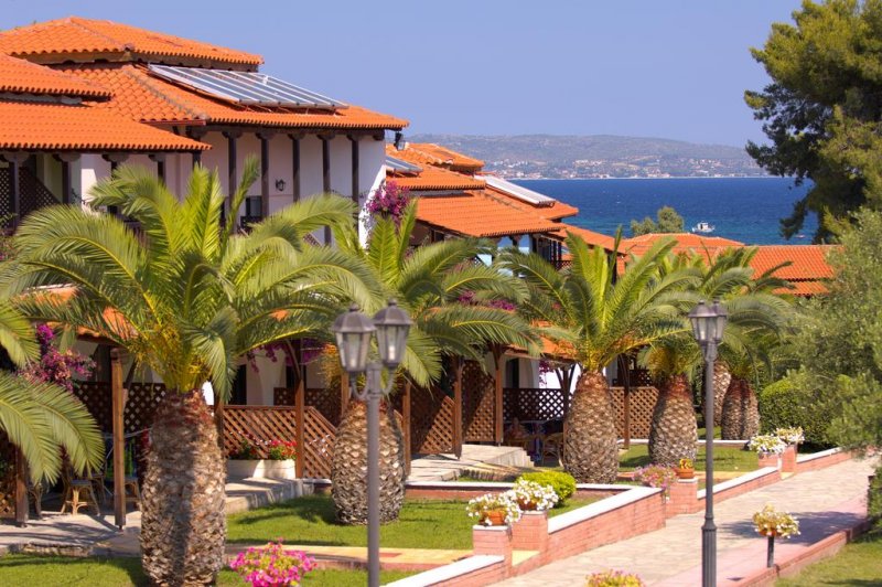 Blue Dolphin Hotel - Снимка 8
