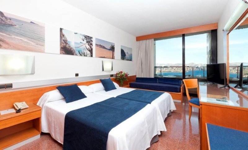 Gran Hotel Bali - Снимка 8