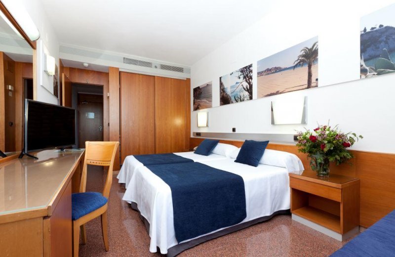 Gran Hotel Bali - Снимка 2