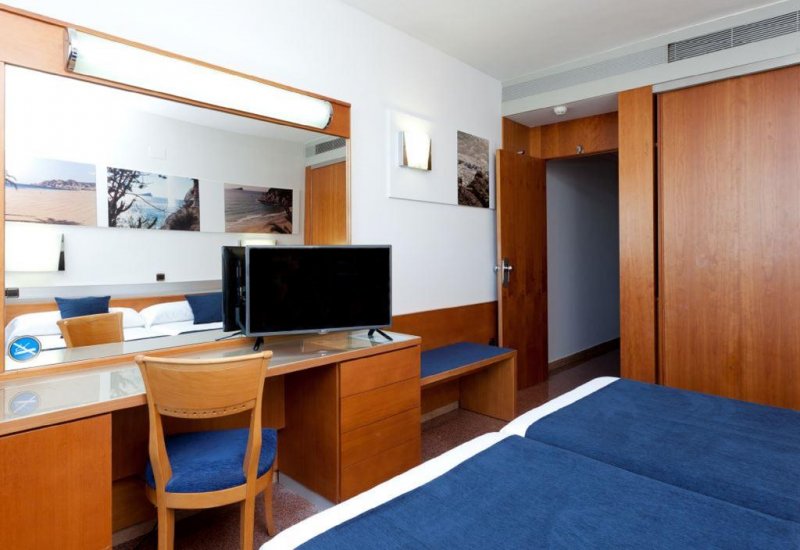 Gran Hotel Bali - Снимка 4