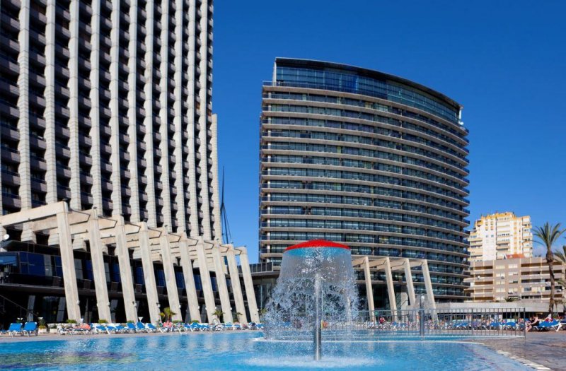 Gran Hotel Bali - Снимка 1