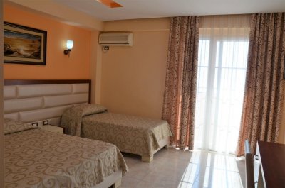 Hotel Virginia - Снимка 5