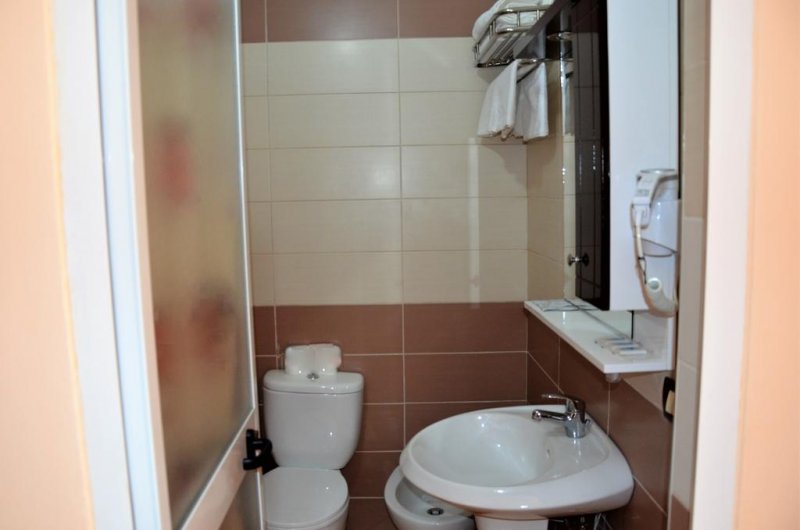 Hotel Virginia - Снимка 10