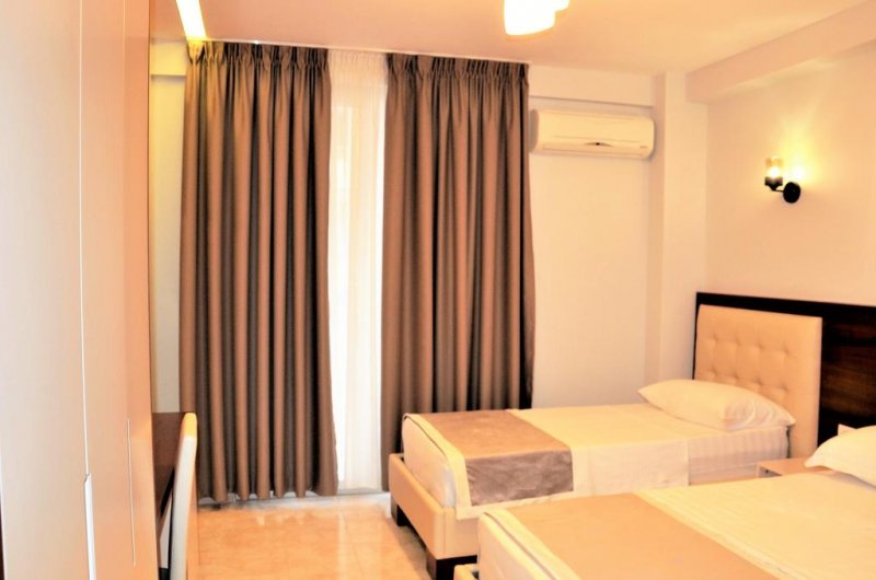 Hotel Virginia - Снимка 9