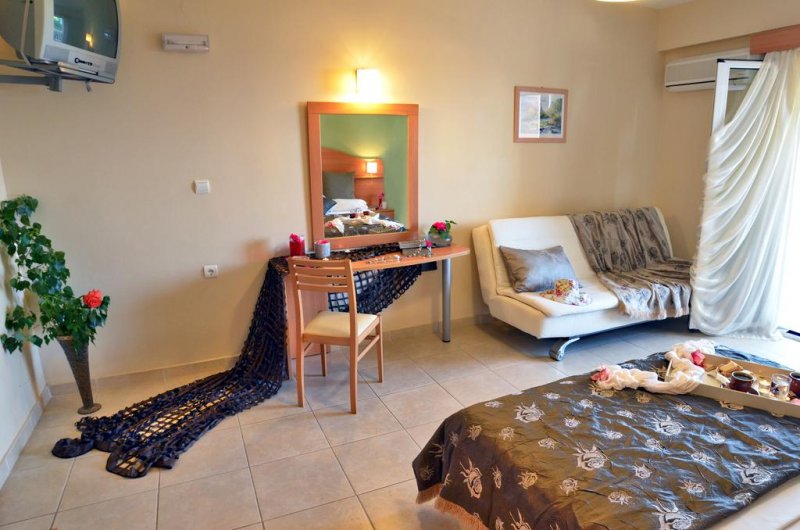 Belussi Beach - Снимка 4