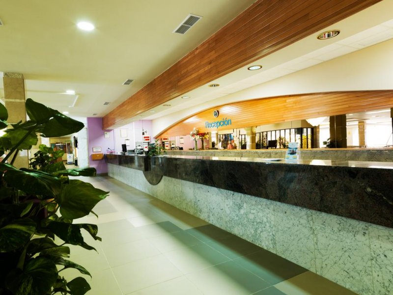 Hotel Monarque Fuengirola Park - Снимка 2