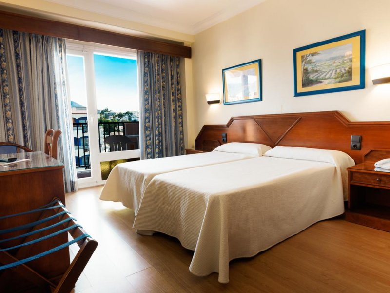 Hotel Monarque Fuengirola Park - Снимка 9