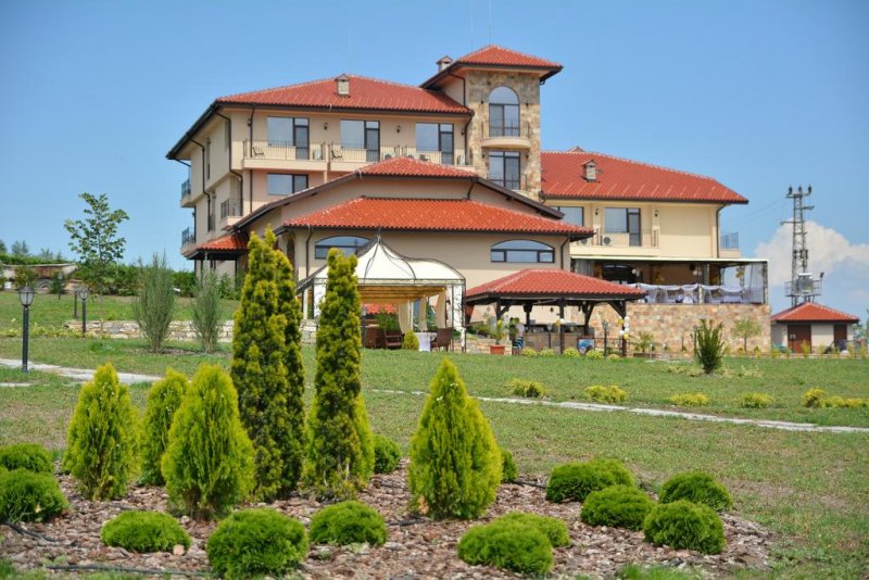 Шато - хотел Трендафилофф - Снимка 2