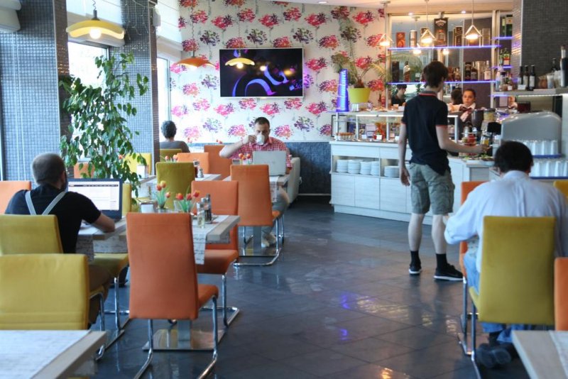 Aqua Hotel - Снимка 11