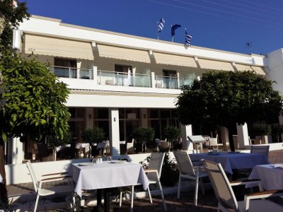 Akrogiali Boutique Hotel - Снимка 8