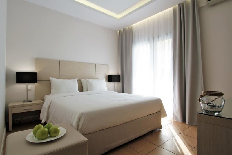 Akrogiali Boutique Hotel - Снимка 0