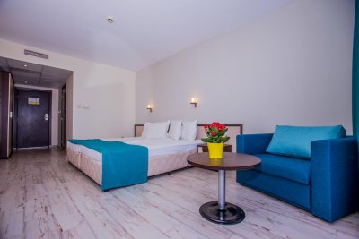 Смартлайн Меридиан Хотел - Снимка 8