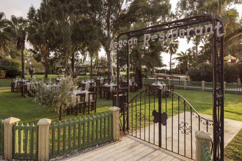 Richmond Ephesus Resort - Снимка 4