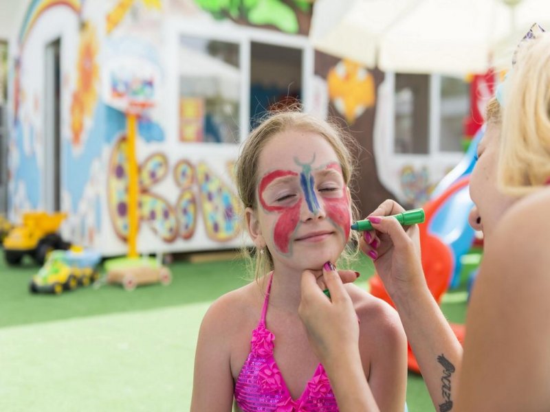 Pasa Beach Hotel - Снимка 4