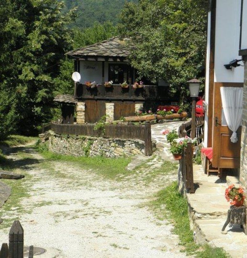 Джелеповата къща - Снимка 4