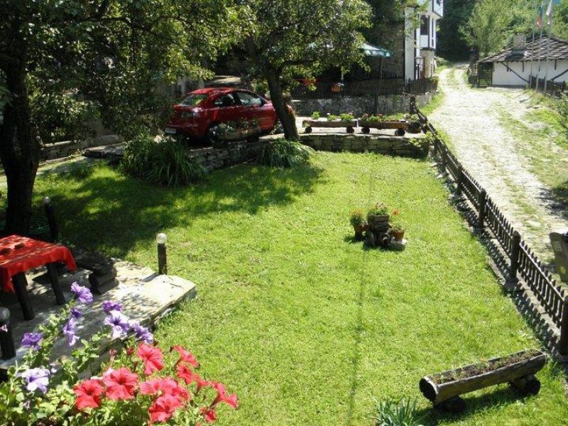 Джелеповата къща - Снимка 5