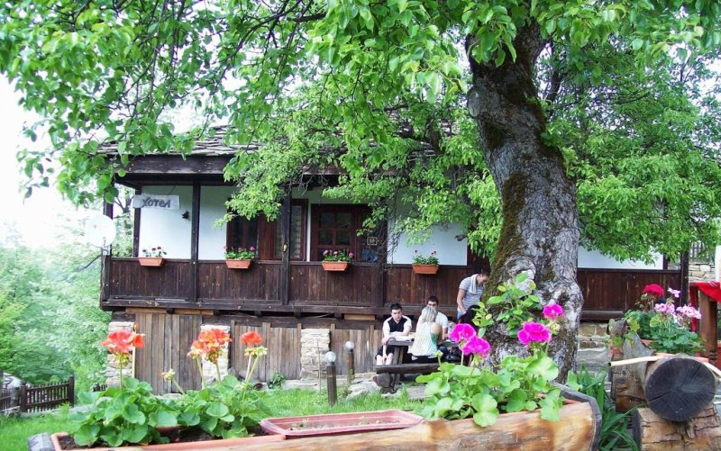 Джелеповата къща - Снимка 0