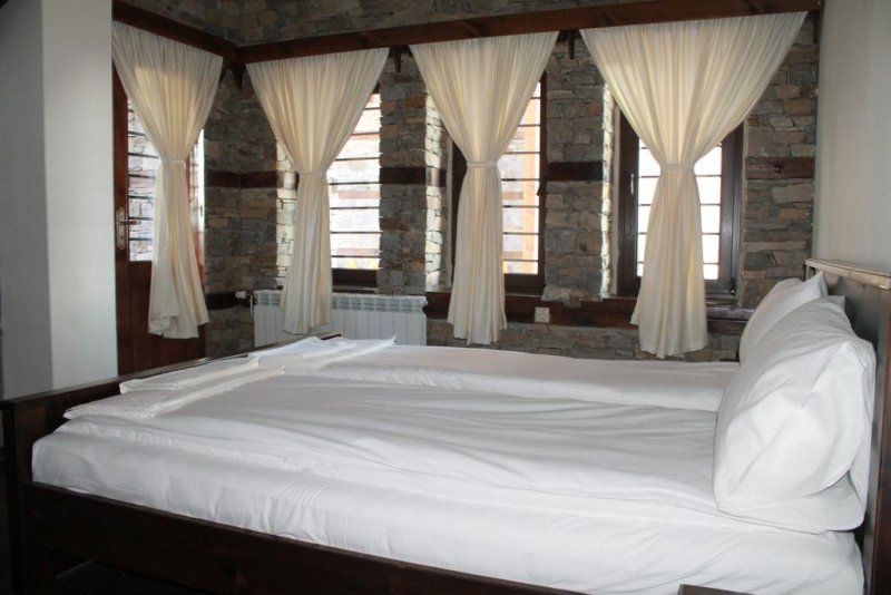 Комплекс Лещенски перли - Снимка 4