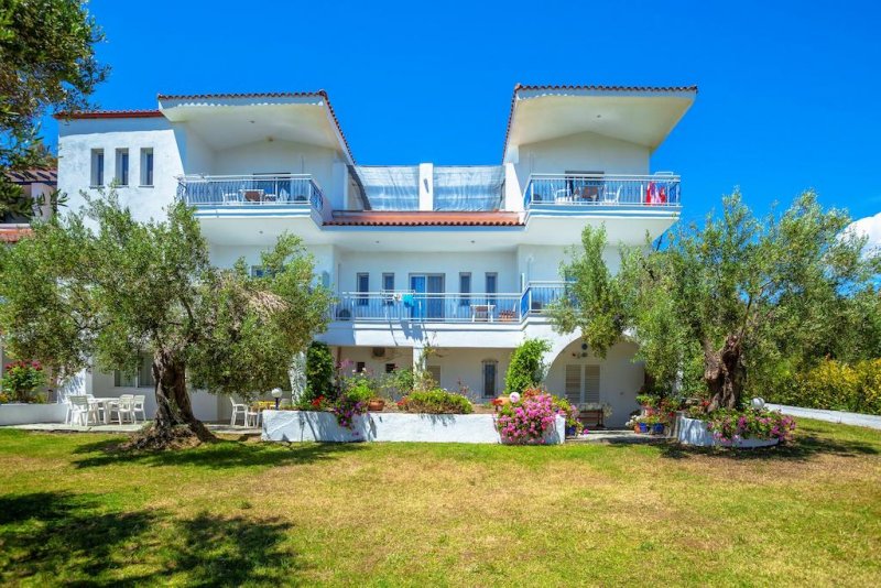 Xenios Faros Apartments - Снимка 7