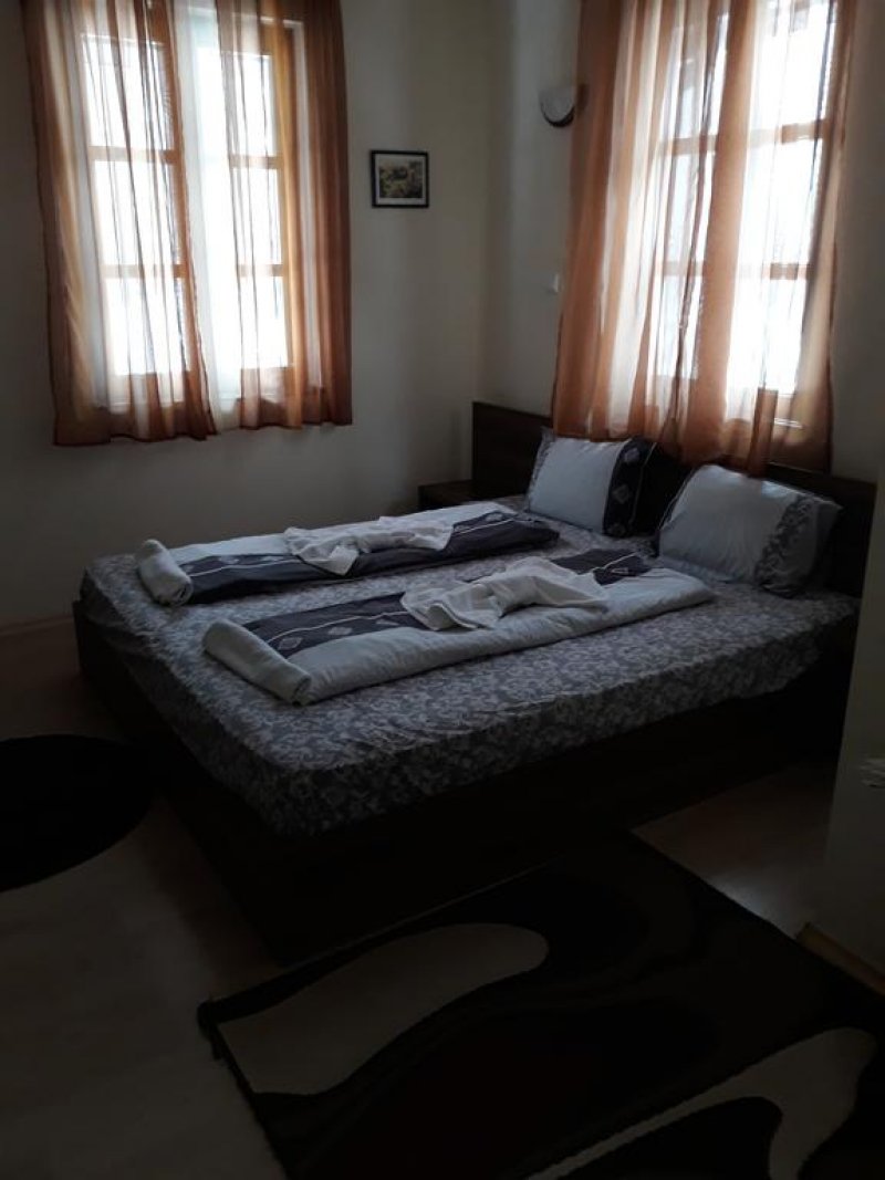 Семеен хотел Свети Никола - Снимка 1