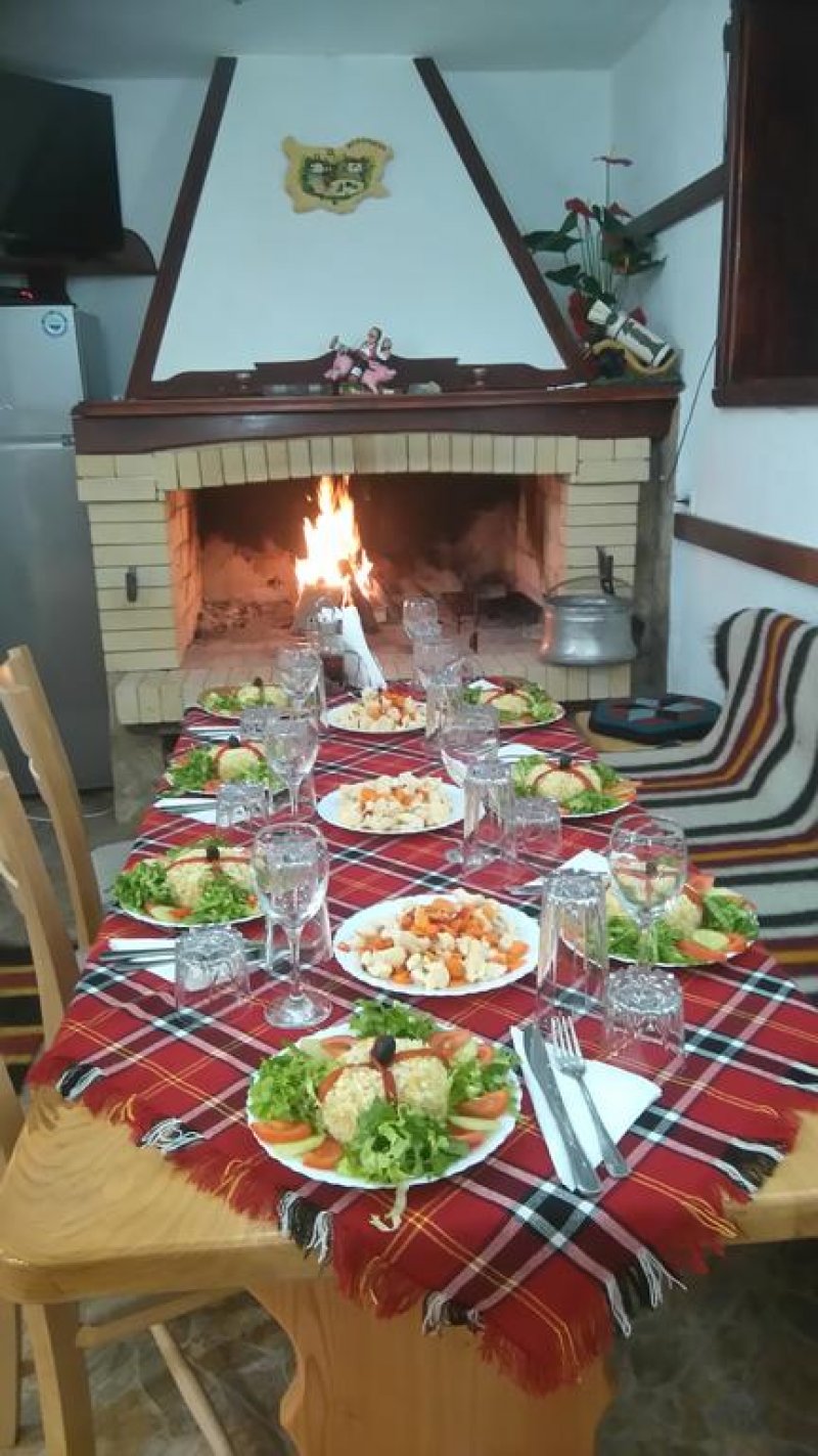 Къща за гости Мераклии - Снимка 9