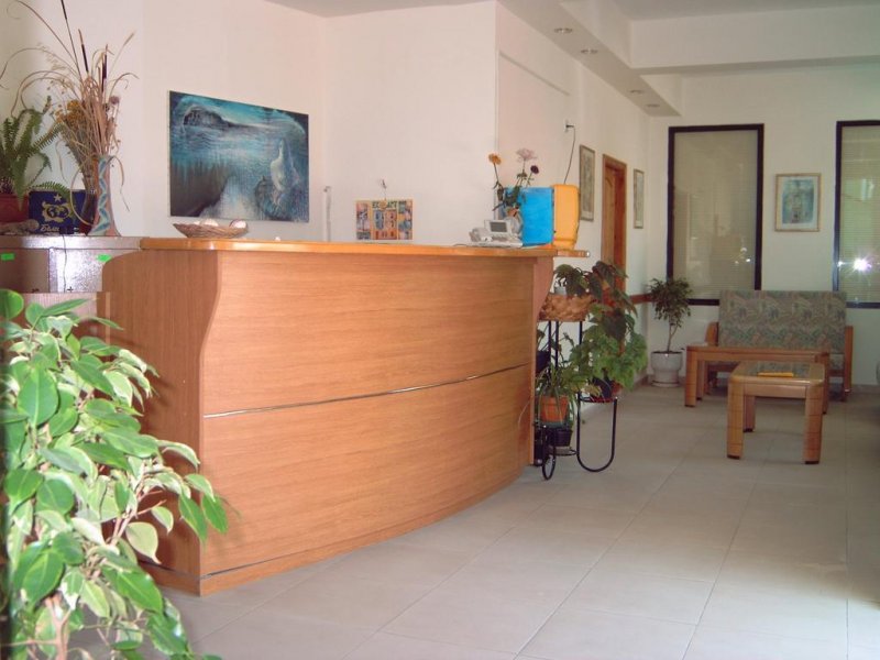  Семеен Хотел Зонарита - Снимка 1