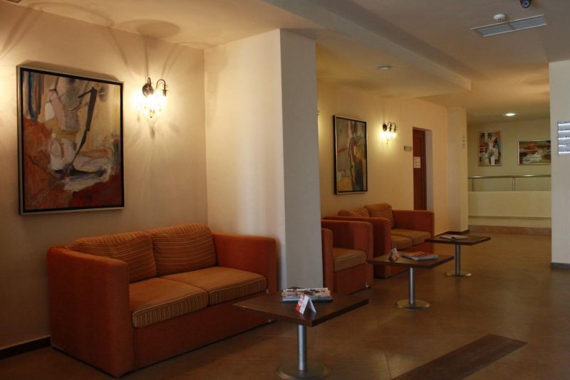 Апартхотел Евъргрийн - Снимка 2