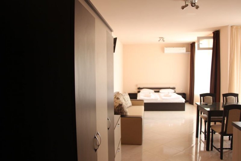 Комплекс Олимпия Бийч - Снимка 1