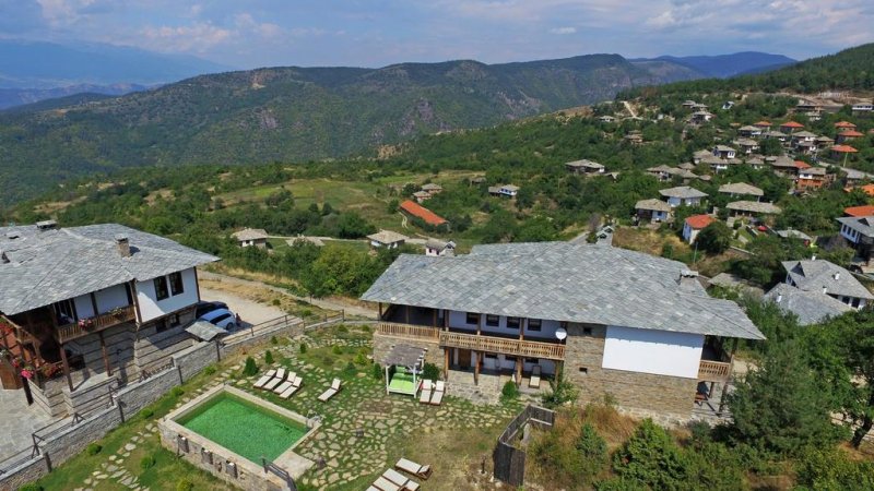 Къща Панорама Хаус - Снимка 1