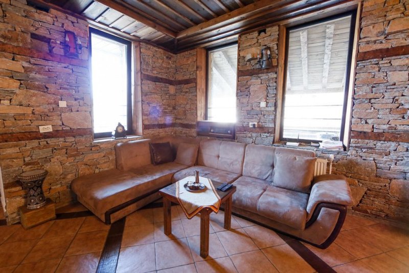 Къща Панорама Хаус - Снимка 10