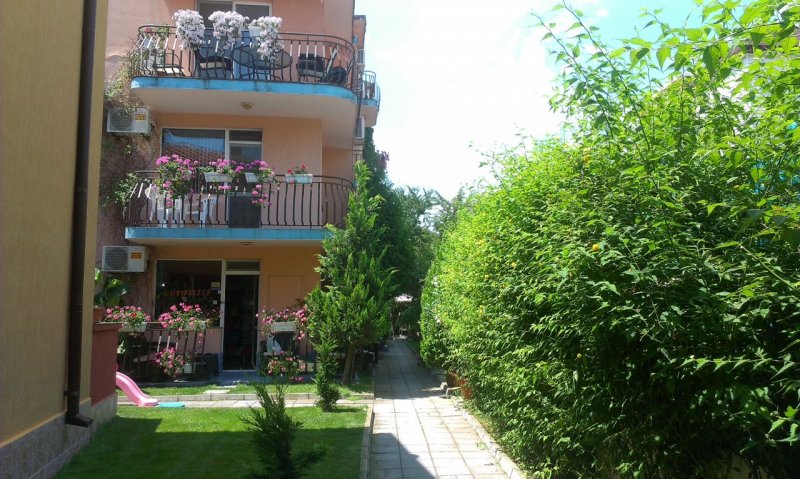 Семеен хотел Иви - Снимка 0