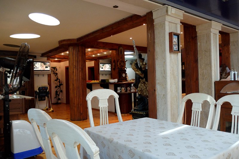 Семеен хотел Свети Стефан - Снимка 8