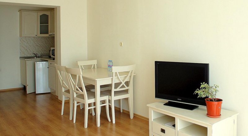 Апартхотел Флорес Парк - Снимка 10