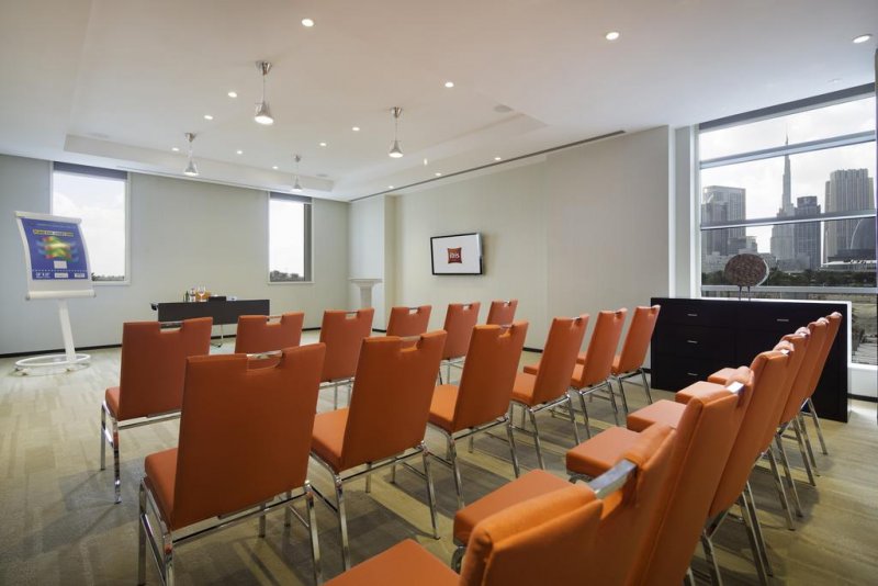 Ibis One Central - Снимка 3