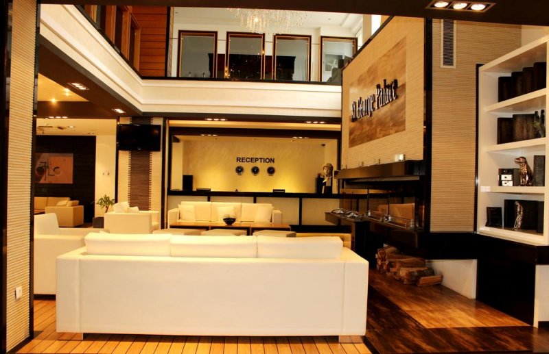 Апартхотел Сейнт Джордж Палас - Снимка 1