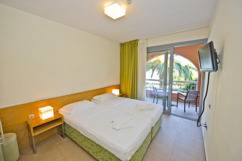 Hotel Hanioti Village Spa - Снимка 9