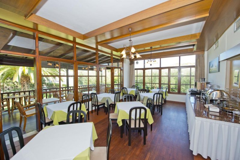 Hotel Hanioti Village Spa - Снимка 8