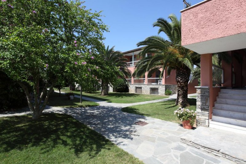 Hotel Hanioti Village Spa - Снимка 3