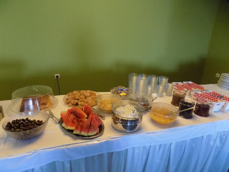 Aiolos Hotel - Снимка 9