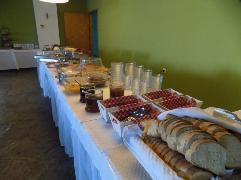 Aiolos Hotel - Снимка 10