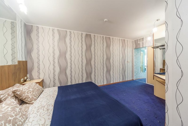 Хотел Елеганс - Снимка 1