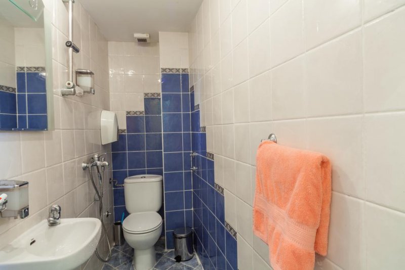 Хотел Елеганс - Снимка 10