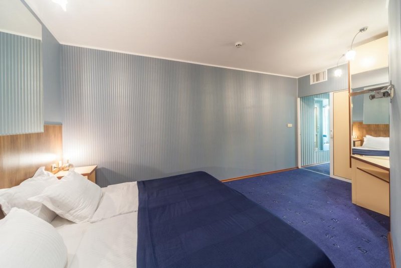 Хотел Елеганс - Снимка 4