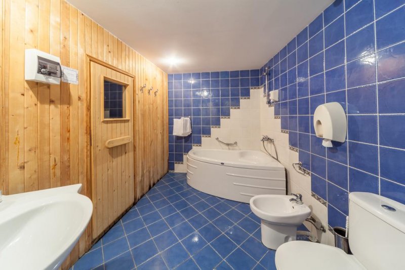 Хотел Елеганс - Снимка 9