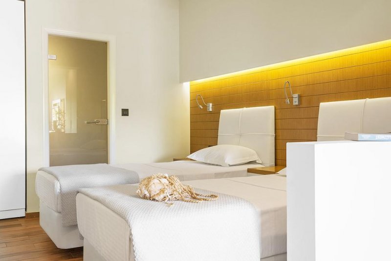 Hotel San Pantеleimon - Снимка 11